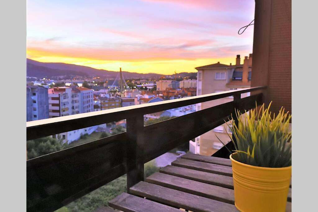 Acogedor Estudio Pontevedra Centro Bagian luar foto